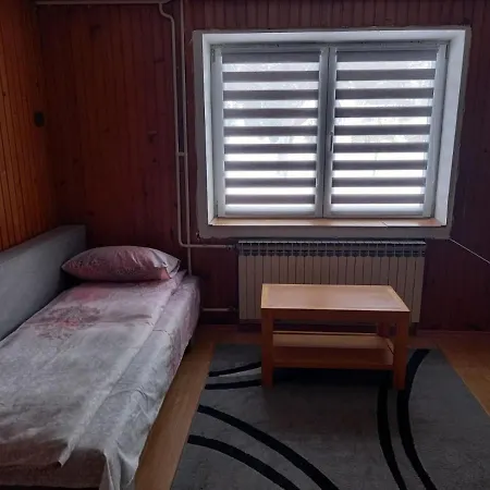 Beca Apartman Sa 2 Spavace Sobe *